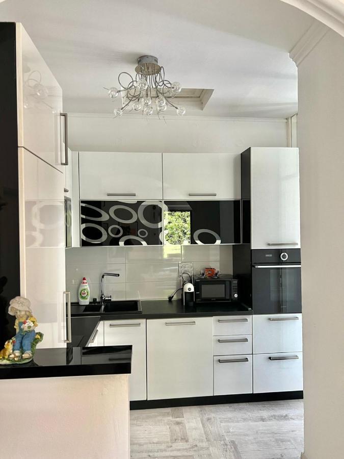 Apartment Kiki Kotor Eksteriør bilde
