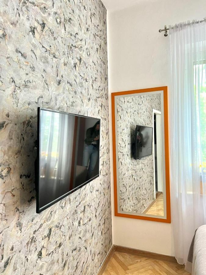 Apartment Kiki Kotor Eksteriør bilde