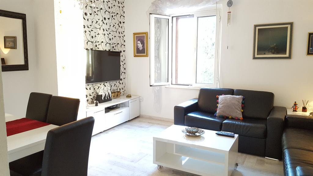 Apartment Kiki Kotor Eksteriør bilde